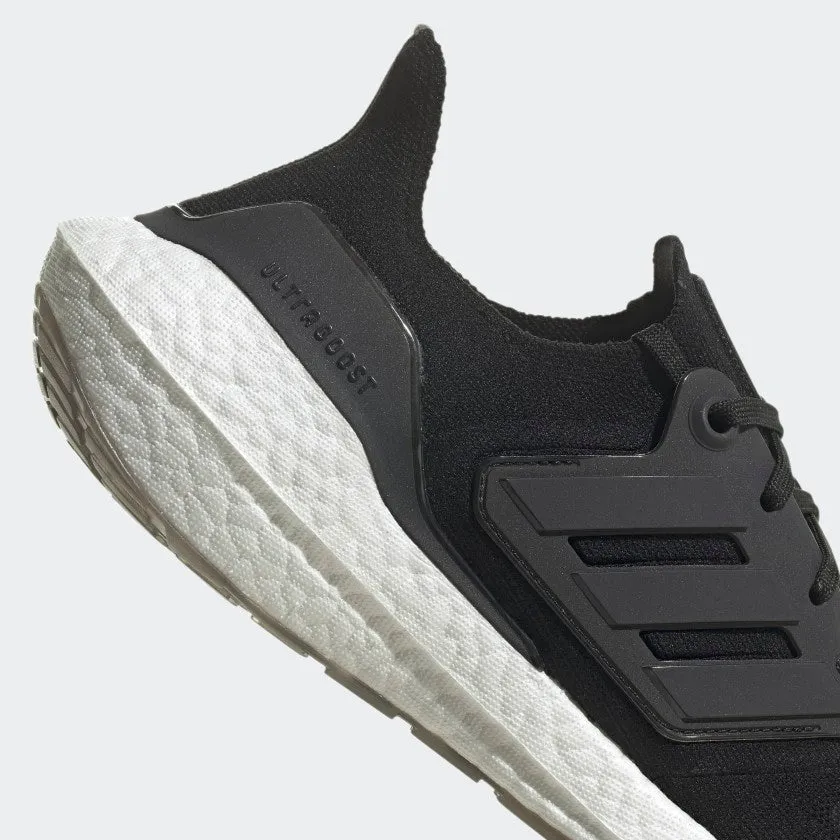 adidas ULTRABOOST 22 Shoes - Core Black | Men's
