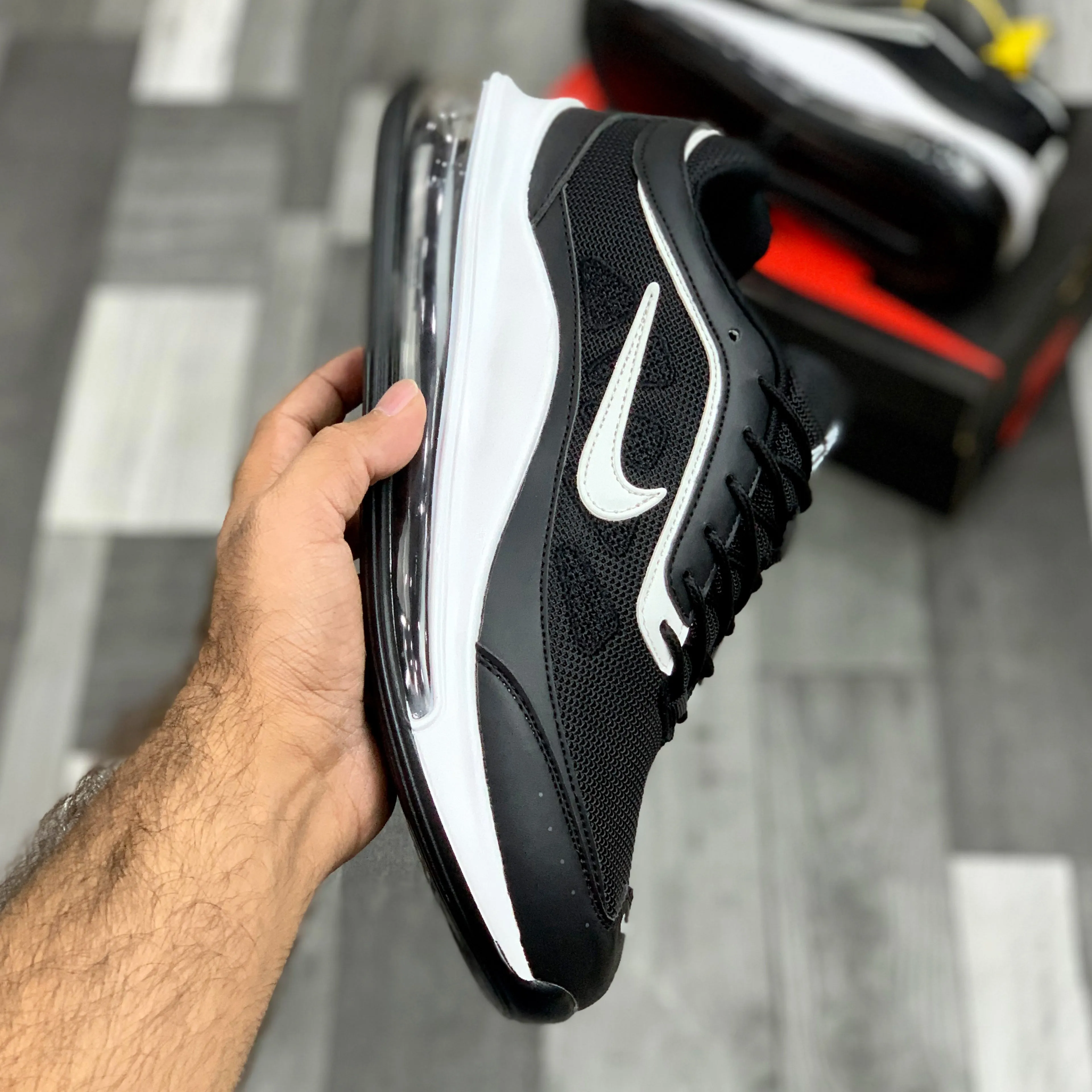 Air Max AP (Black White)