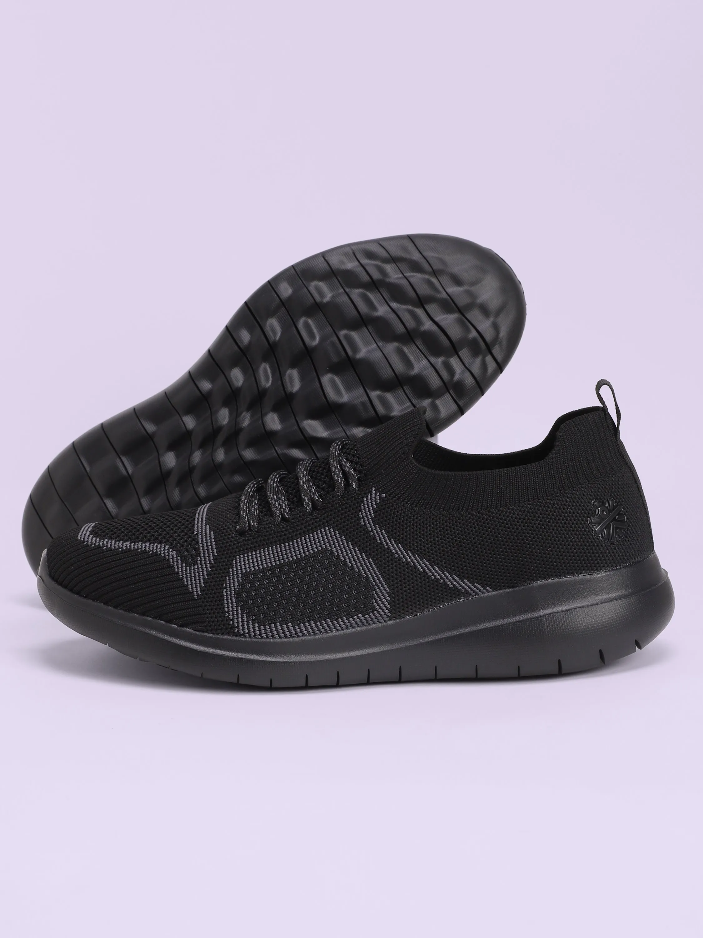 EZ  Pace Men's Walking Shoes - Black