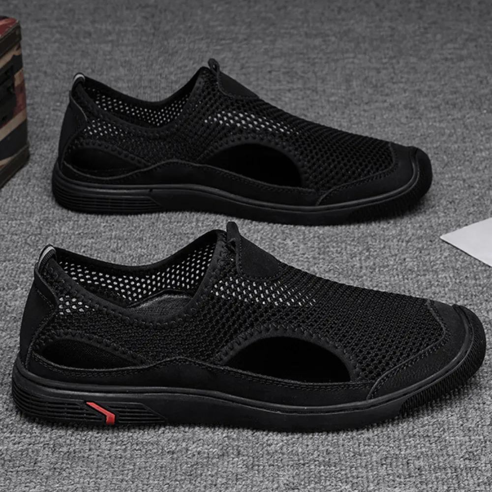 Lightweight Mesh Slip-On Athletic Shoes with Ventilation Panels