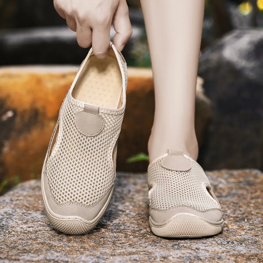 Lightweight Mesh Slip-On Athletic Shoes with Ventilation Panels