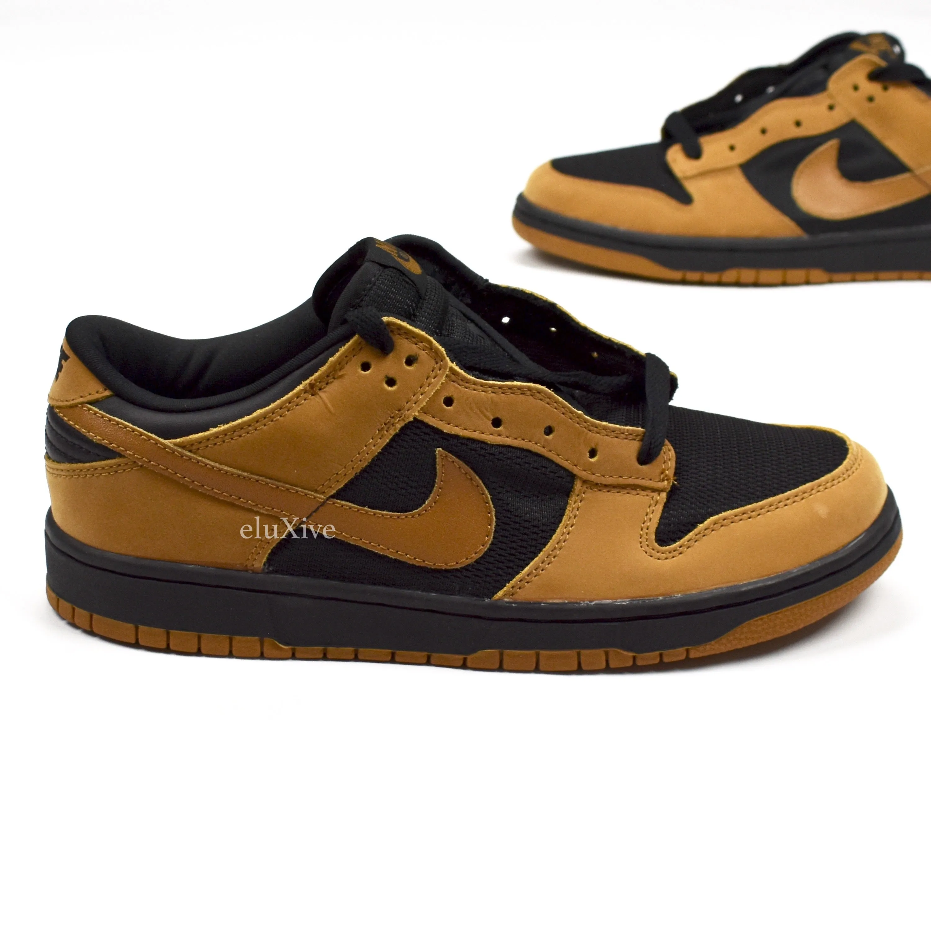 Nike - 2003 Dunk Low Pro 'Maple'