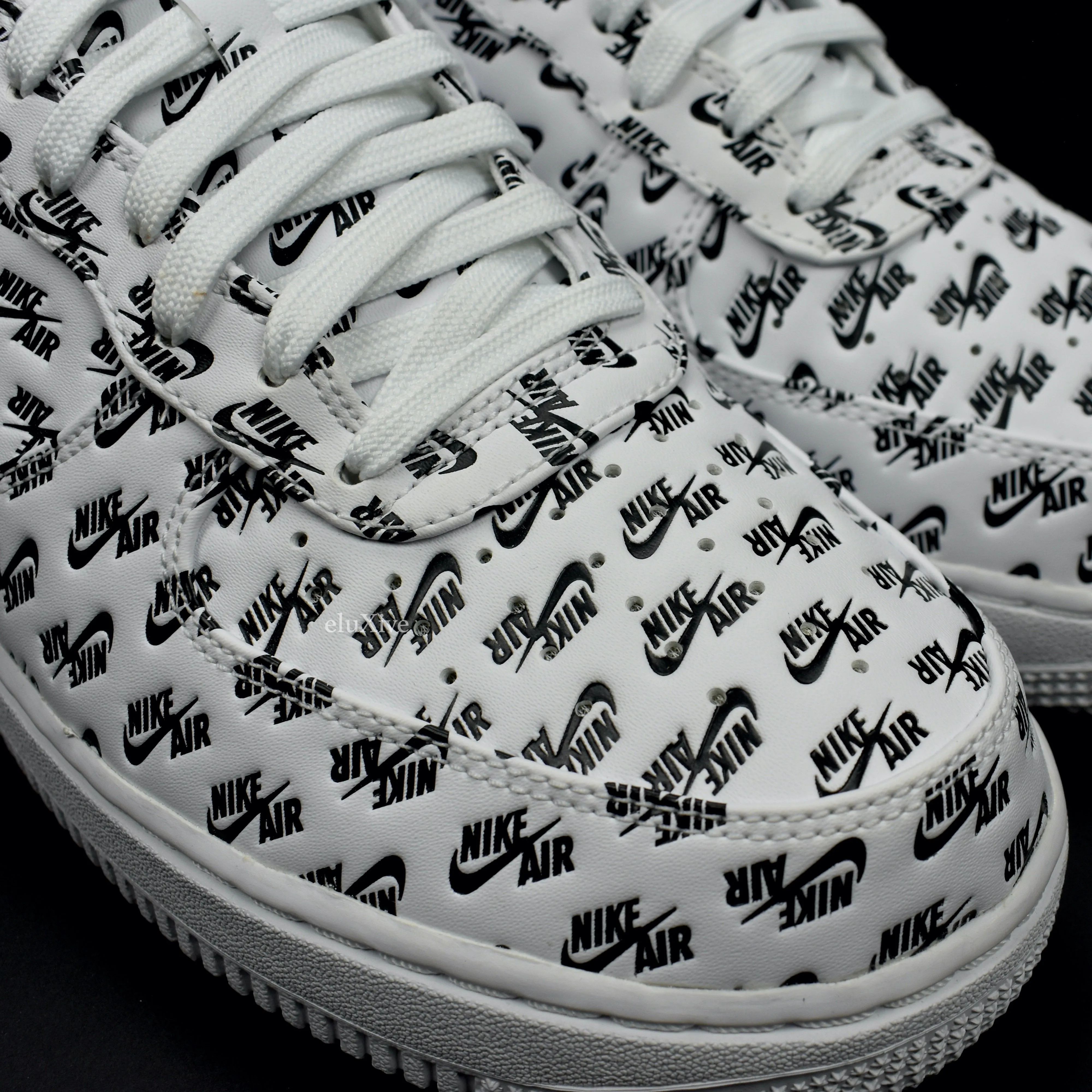 Nike - Air Force 1 '07 QS Allover Logo Print (White)