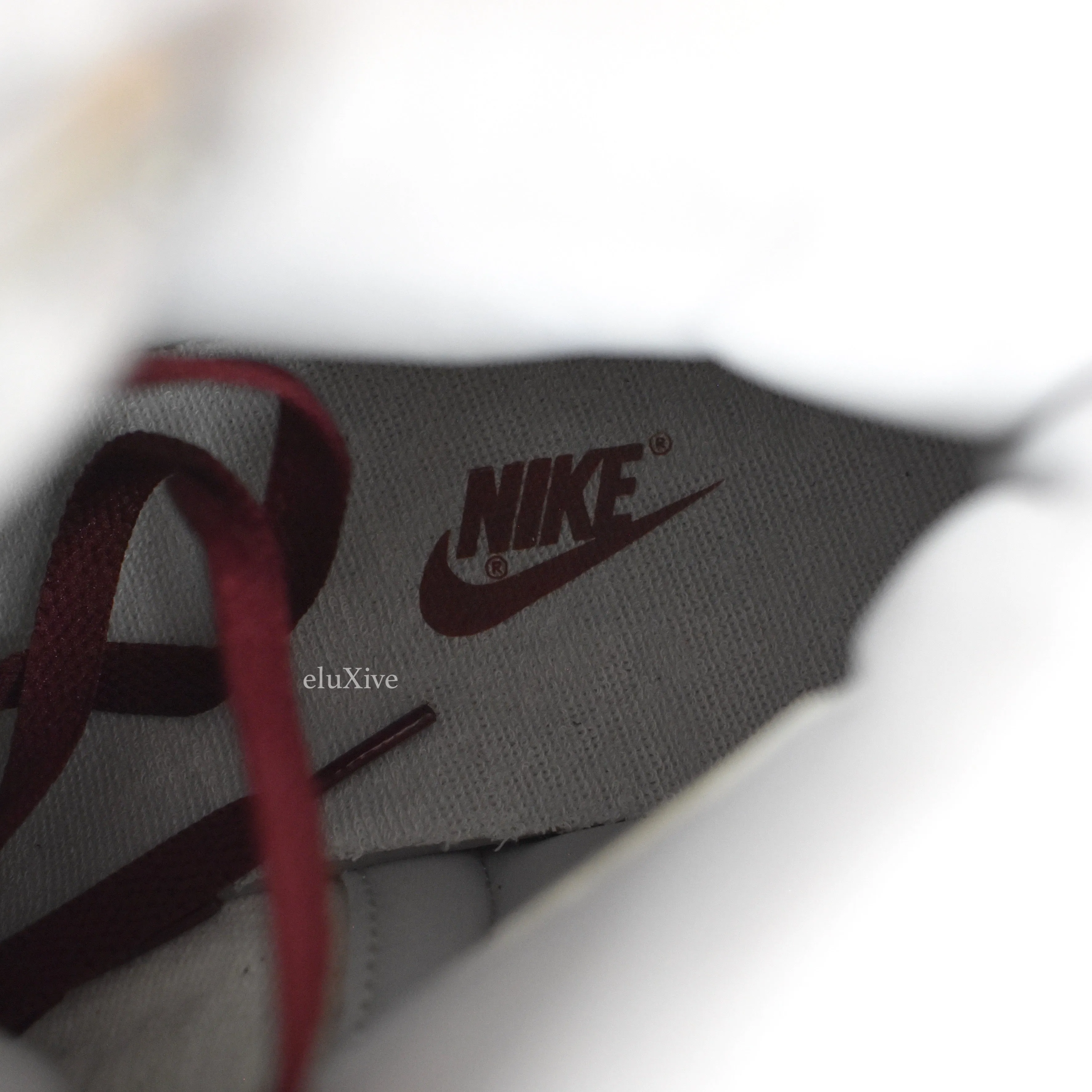 Nike - Dunk High Premium 'Redwood'