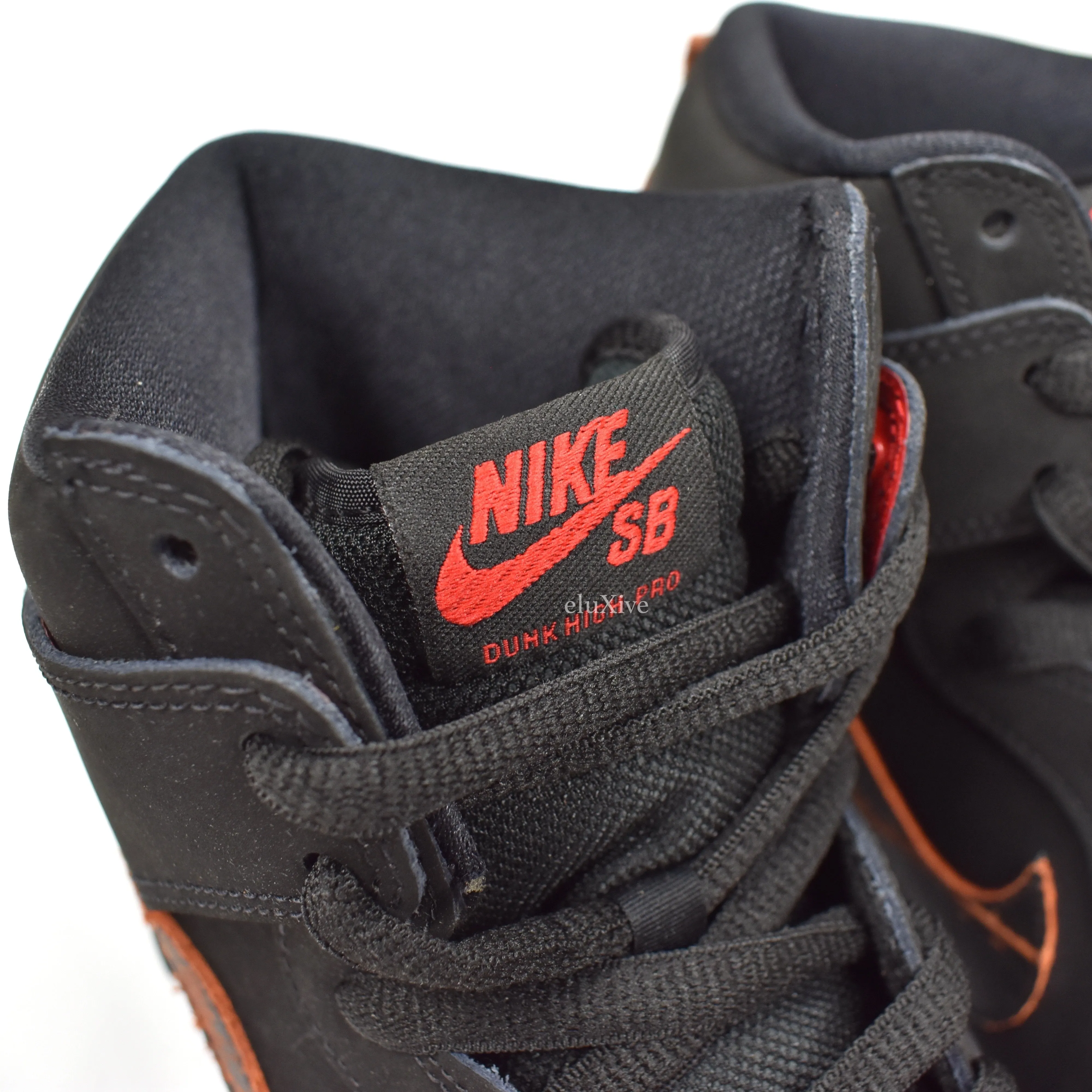 Nike - Dunk High Pro SB 'Distressed Leather'