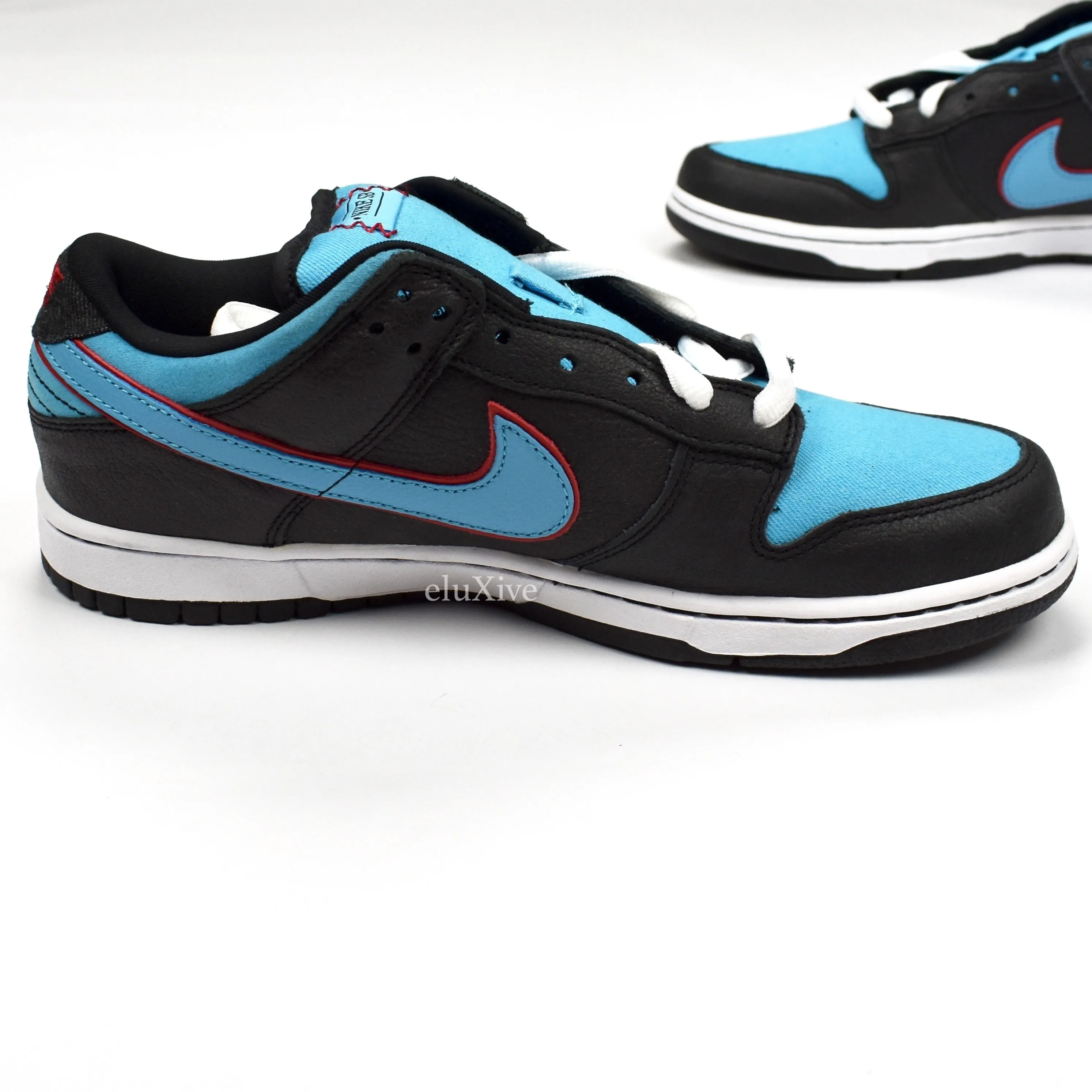 Nike - Dunk Low Premium SB 'Angels & Demons'