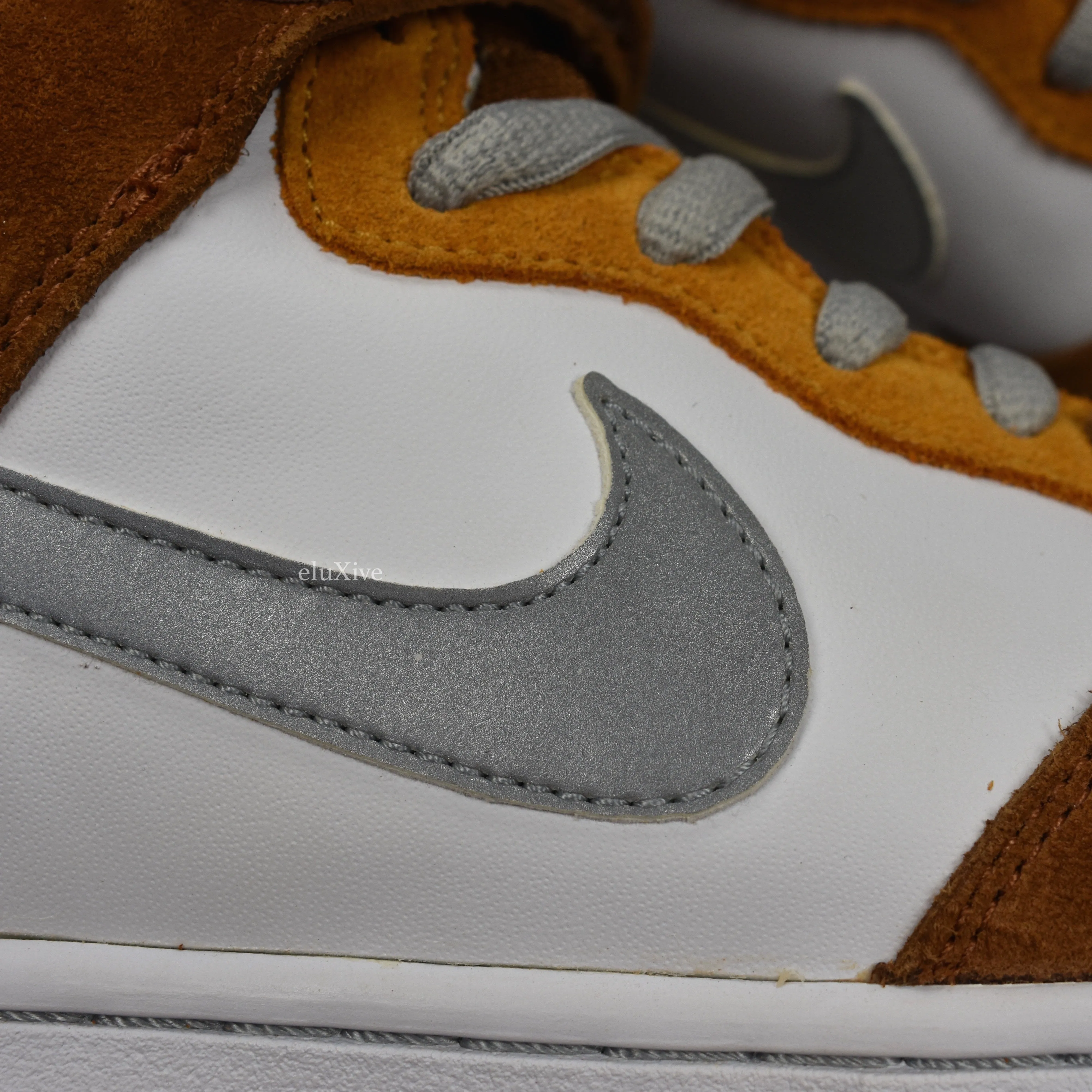 Nike - Dunk Mid Pro SB 'Fender Guitar'