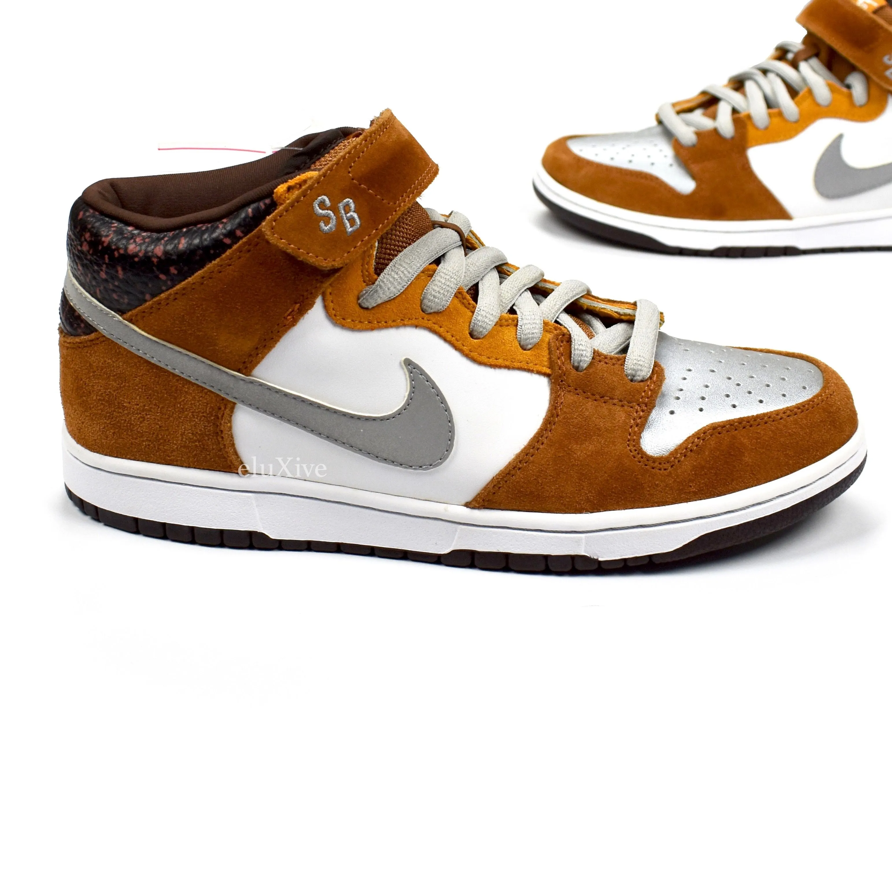 Nike - Dunk Mid Pro SB 'Fender Guitar'