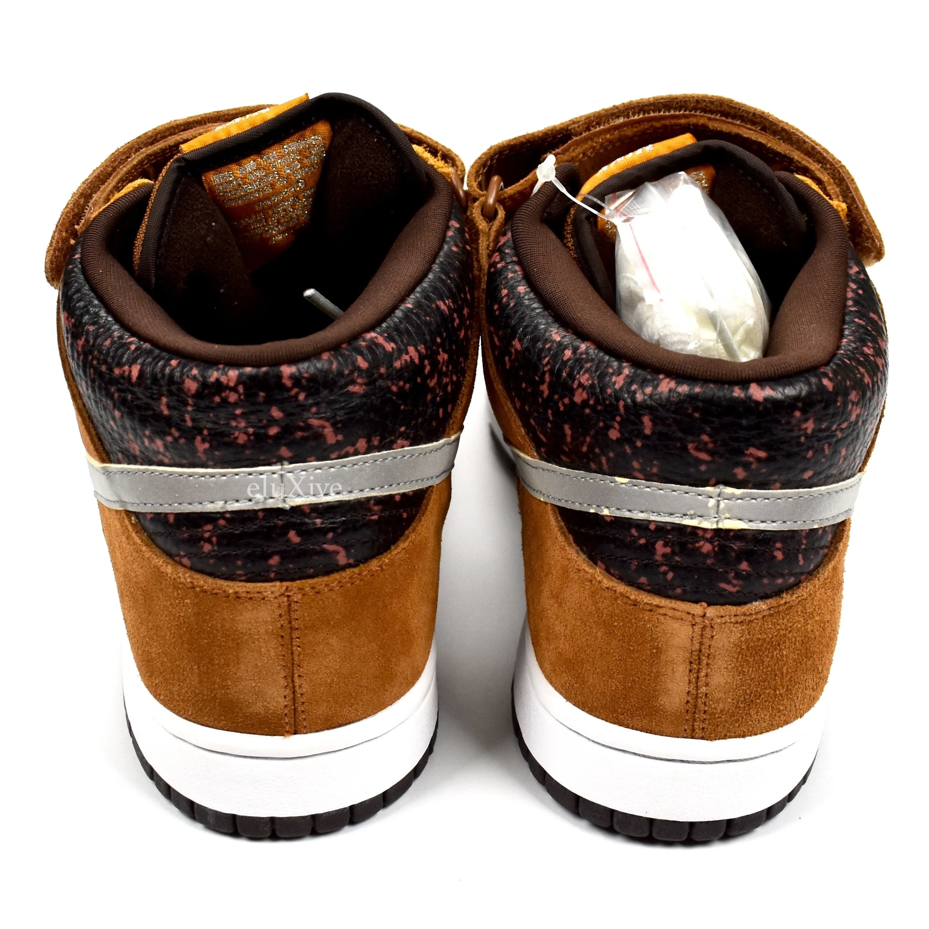 Nike - Dunk Mid Pro SB 'Fender Guitar'