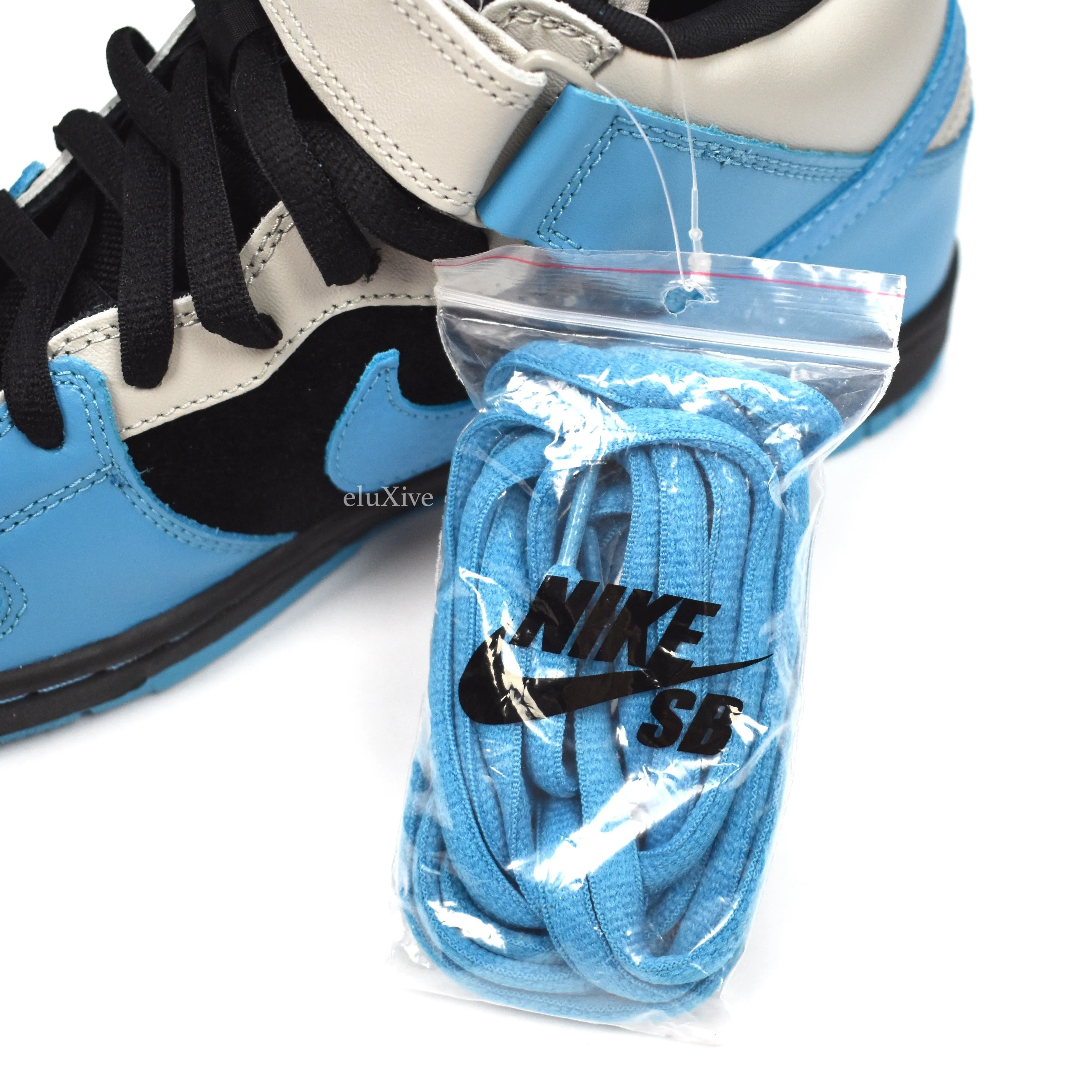 Nike - Dunk Mid Pro SB 'Send Help'