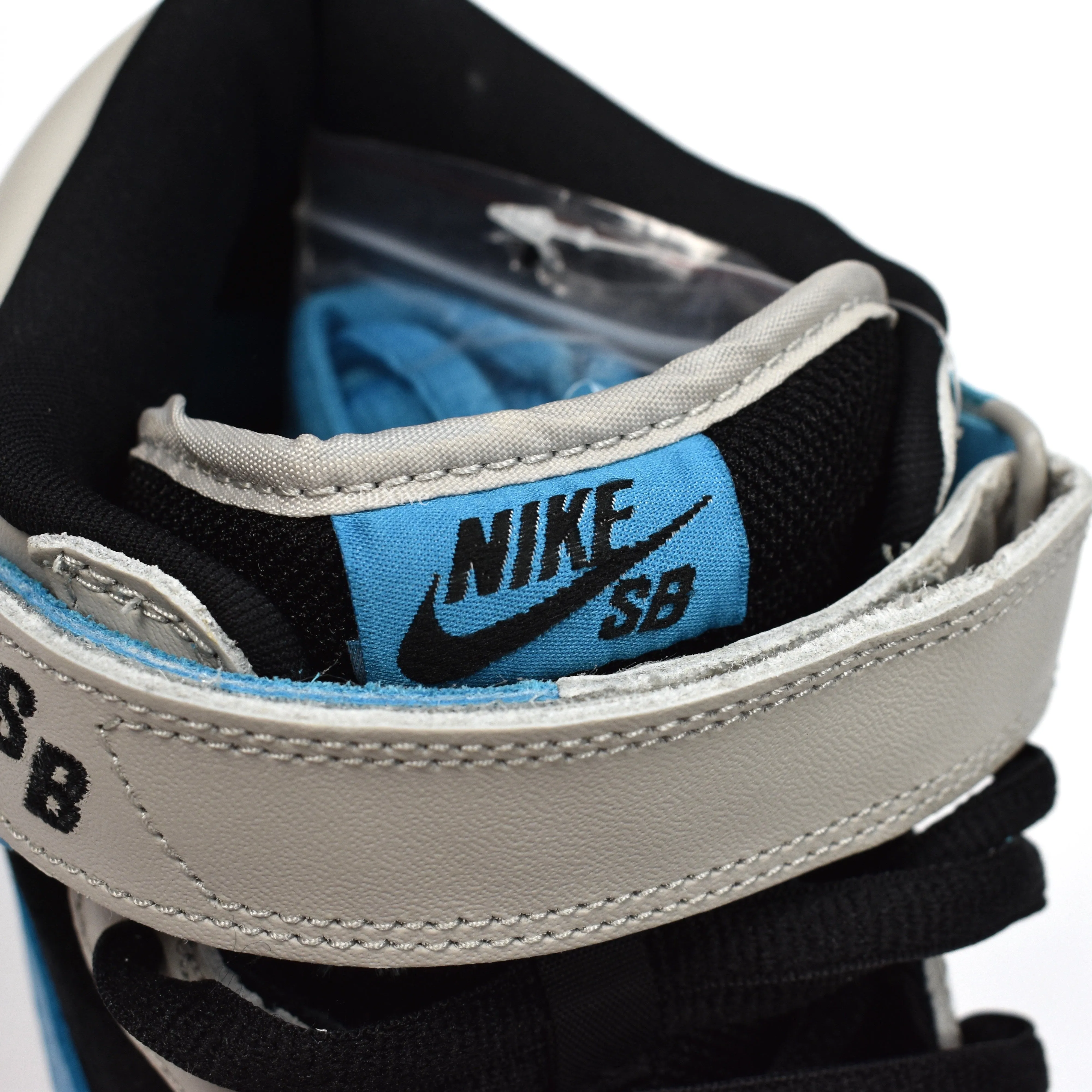 Nike - Dunk Mid Pro SB 'Send Help'