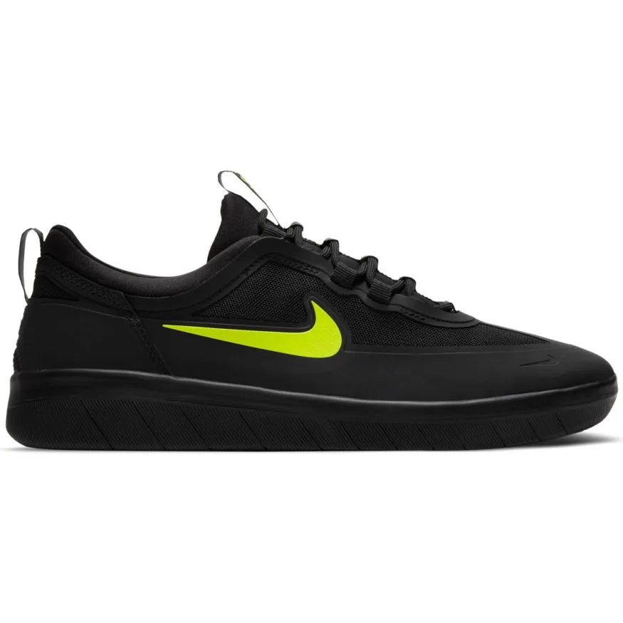 Nike SB Nyjah Free 2 Skateboard Shoe - Black/Cyber-Black-Black