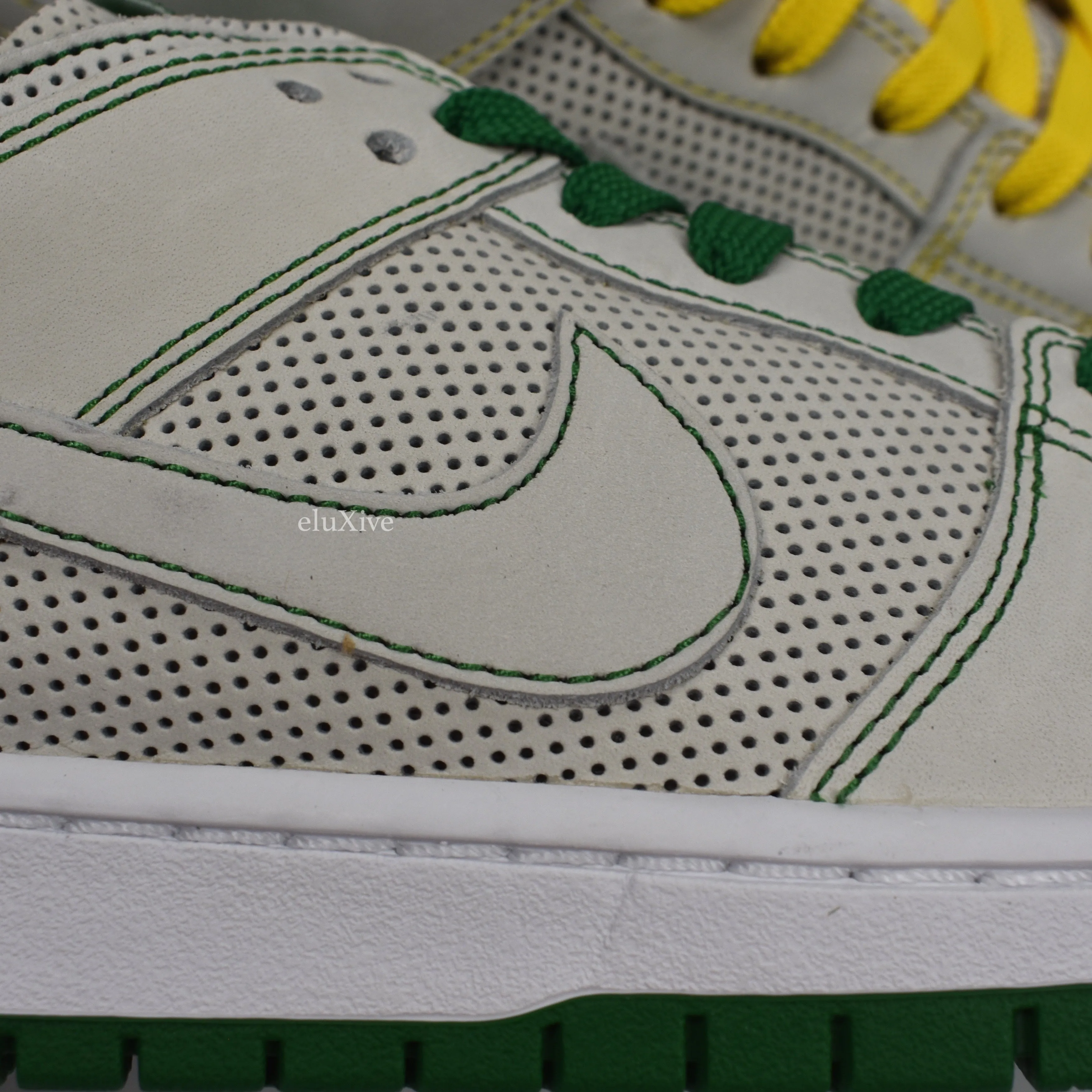 Nike x Ishod Wair - SB Zoom Dunk Low Pro Decon QS 'Mismatch'