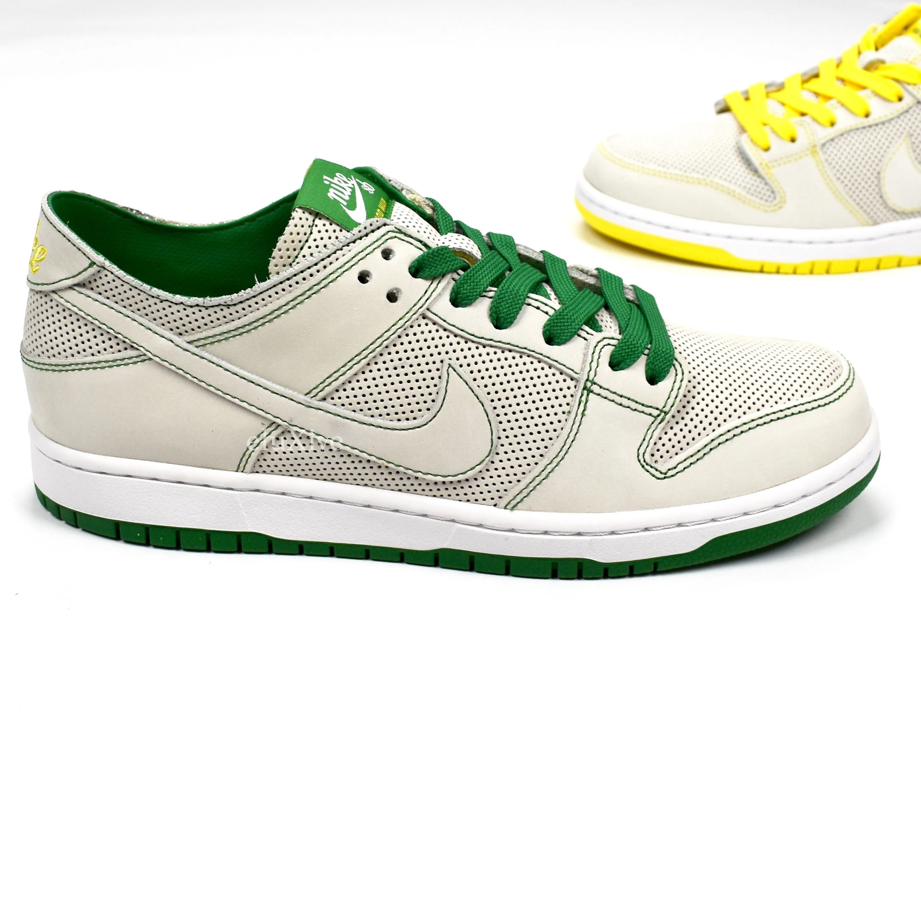 Nike x Ishod Wair - SB Zoom Dunk Low Pro Decon QS 'Mismatch'