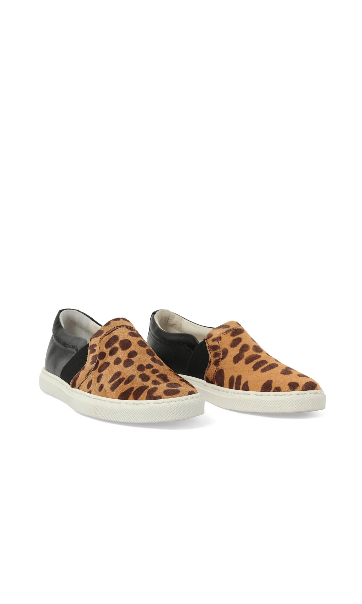 Pull On Sneaker in Natural