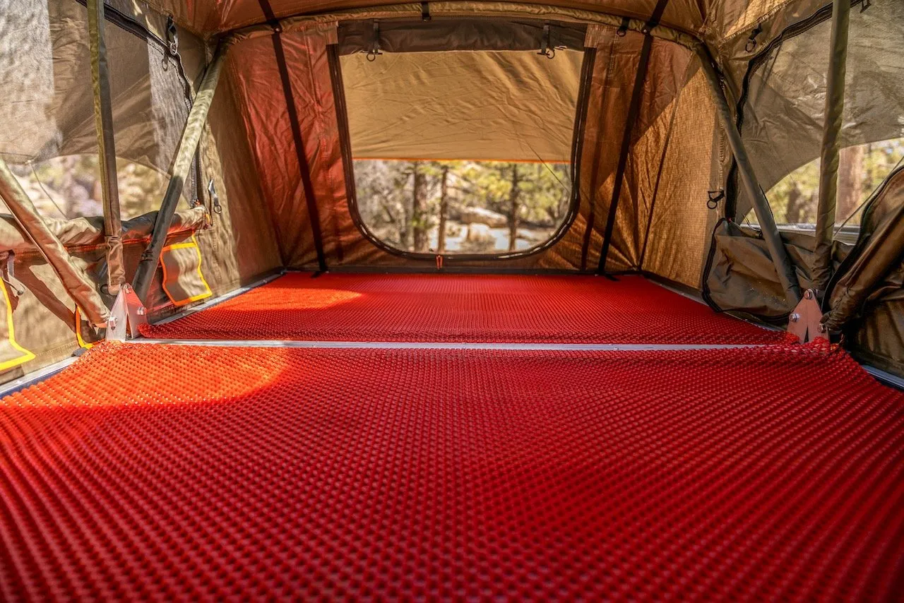 ROAM - The Vagabond XL Rooftop Tent