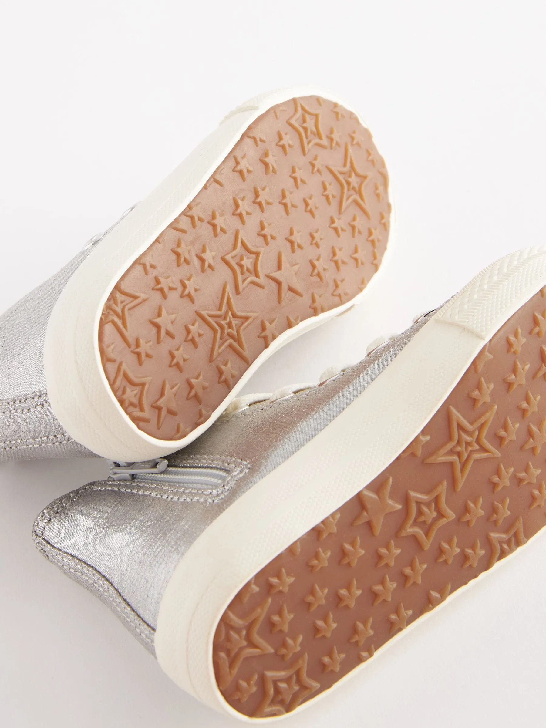 Silver Standard Fit (F) High Top Trainers